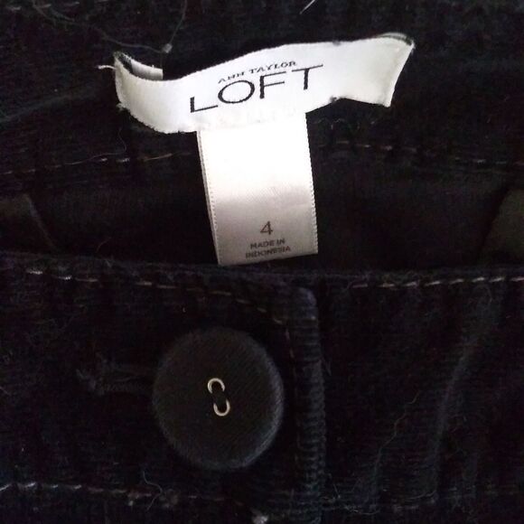 Ann Taylor's Loft jet black velvet feeling pants boot cut wide leg size 4 - Picture 5 of 7